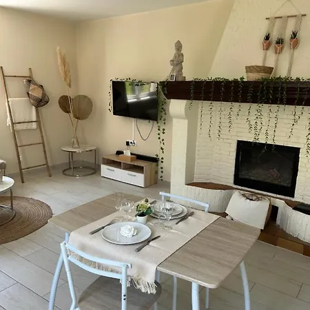 Apartment Escapade Amoureuse - Jaccuzi Et Sauna Prive